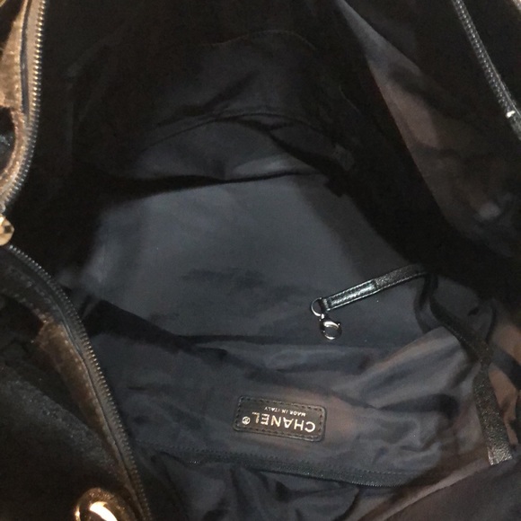 Chanel tote sold ❌Luxonlinecanadafbpage - Picture 15 of 17